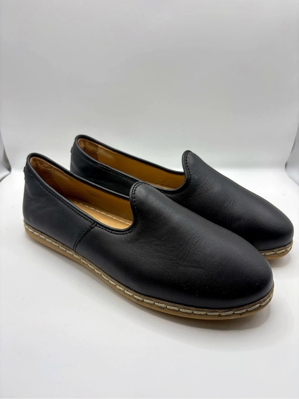 CHARIX Black Loafers size 6.5